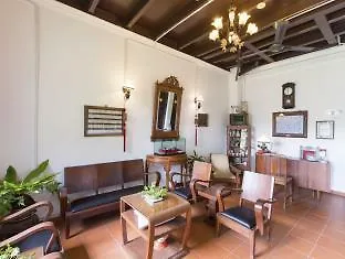 Cyclamen Cottage Malacca 2*,